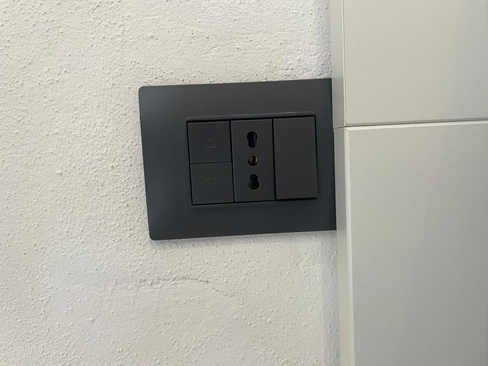 Drooms 4,0 Domotic Smart Self 24H,7 Vicino Treni Porta Susa E Centro Storico Turín Exterior foto